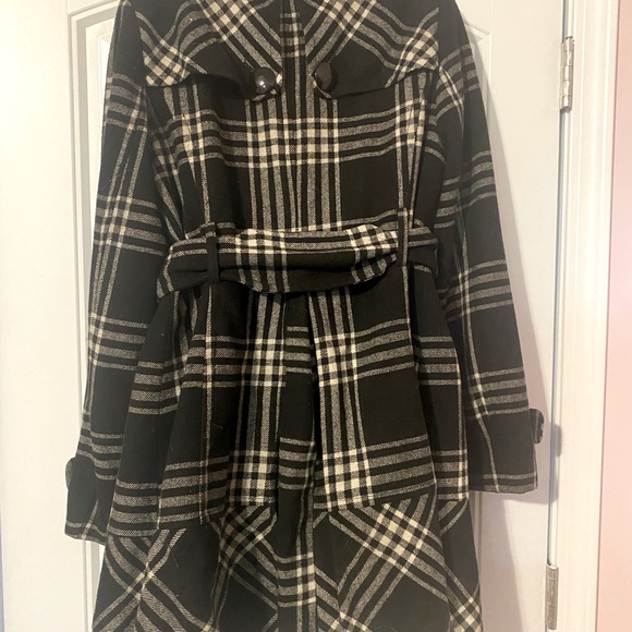 EXPRESS PEACOAT. Black and white plaid. Medium. - Picture 2 of 6
